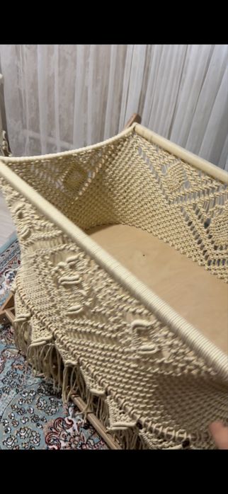 Бесік качеля өз қолыммен тоқылған