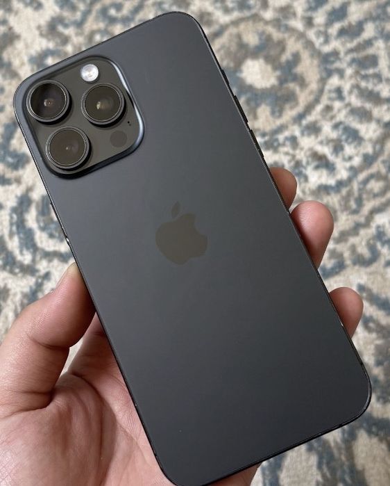 Продам iphone 15 pro max 256 gb