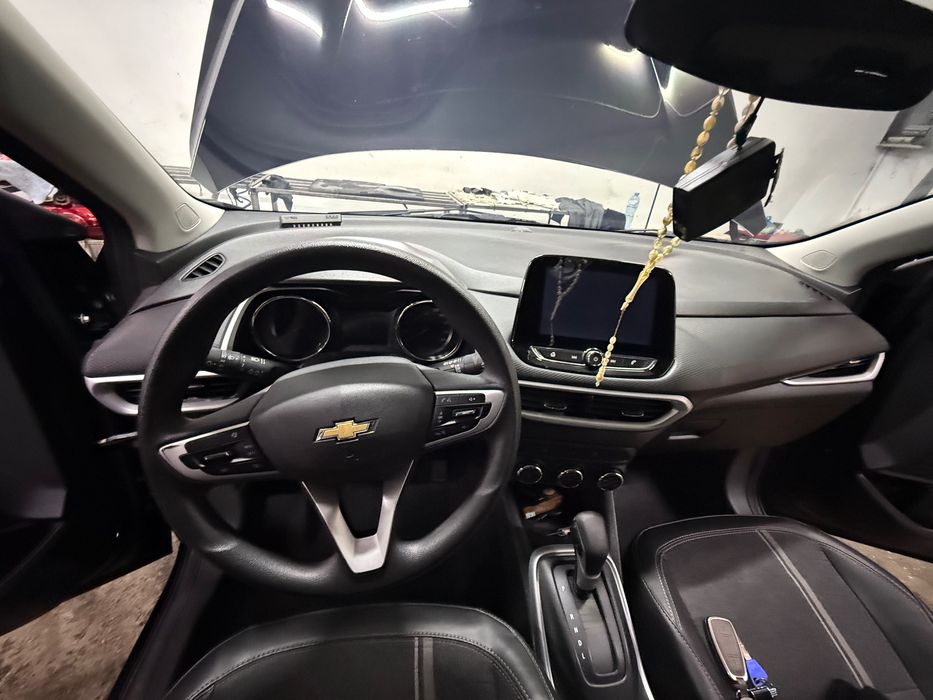 Tracker 2 LTZ Сотилади