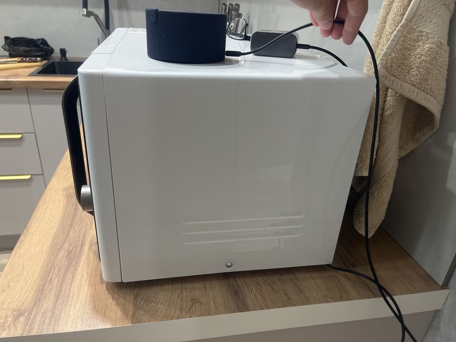 Продам микроволновую печь Samsung