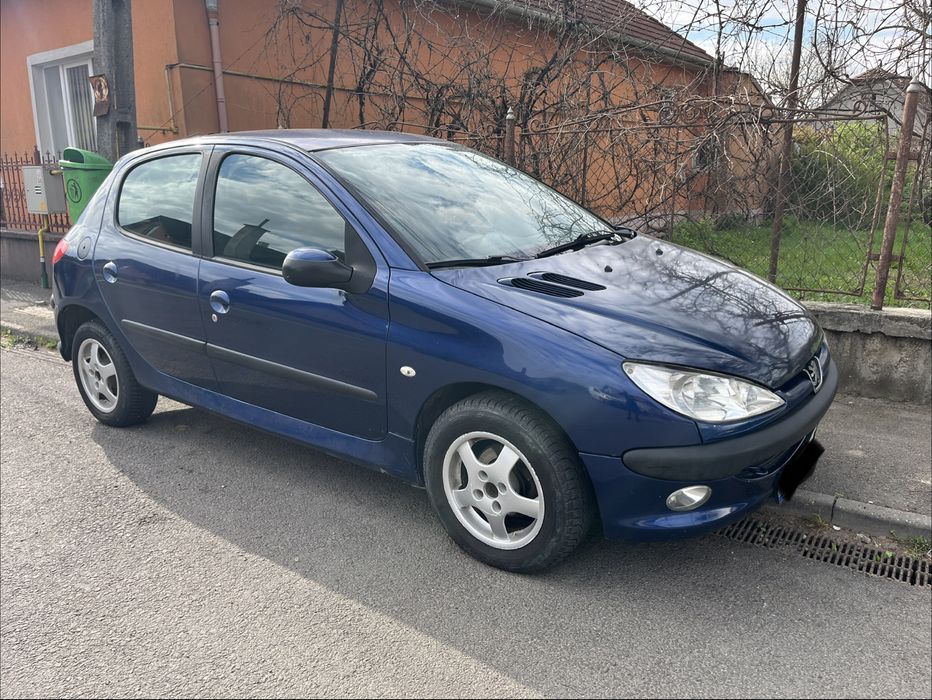 Chirie Auto Wolt Glovo Tazz Bolt Food