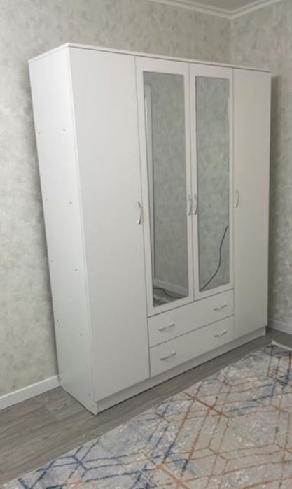 Шкаф для одежды продам