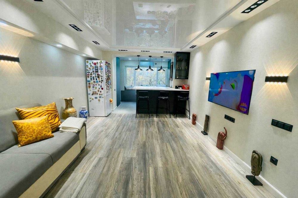 3 комнатная квартира ЦУМ Голубые Купола Кирпичный Спецплан (КС)