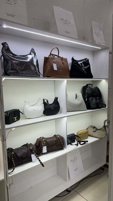 Продается Витрины