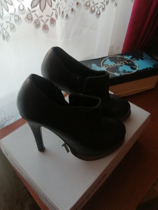 Обмен полу сапожки все разные .