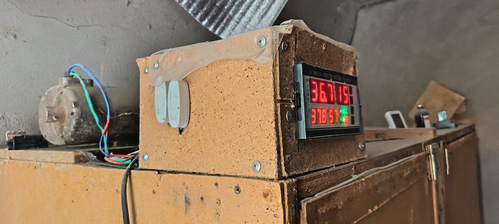 Инкубатор сотилади. Ахволи яхши. Ишлайди,