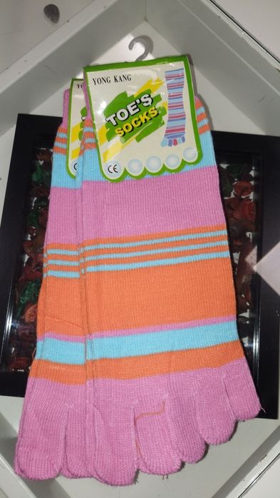 Дамски чорапи с пръсти