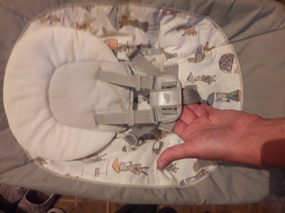 Шезлонг-качалка для младенцев