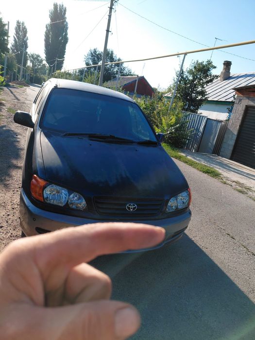 Продам Тойота Ипсум