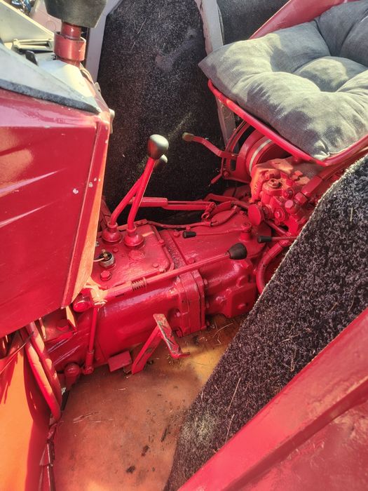 Tractor u550 cu utilaje și civ pt.inmatriculare