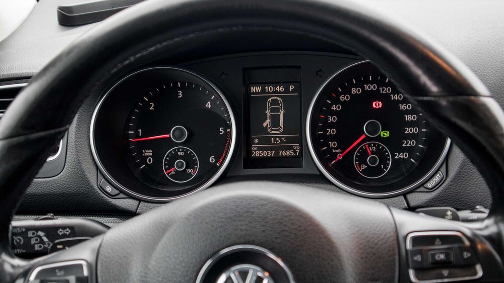 VW Golf 6 – 2.0 TDI 140 CP – DSG – 2010 – Întreținut, gata de drum