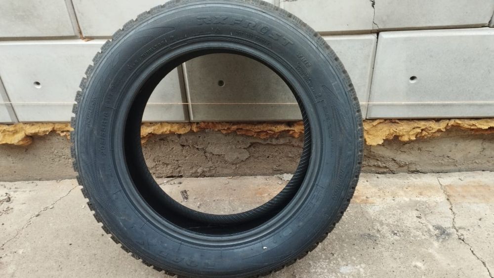Продам Roadx 205/55 R16