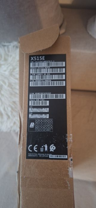 Vând laptop Asus X515EA-BQ955