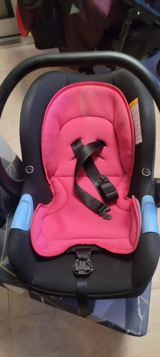 Бебешки количка, стол за хранене и легло