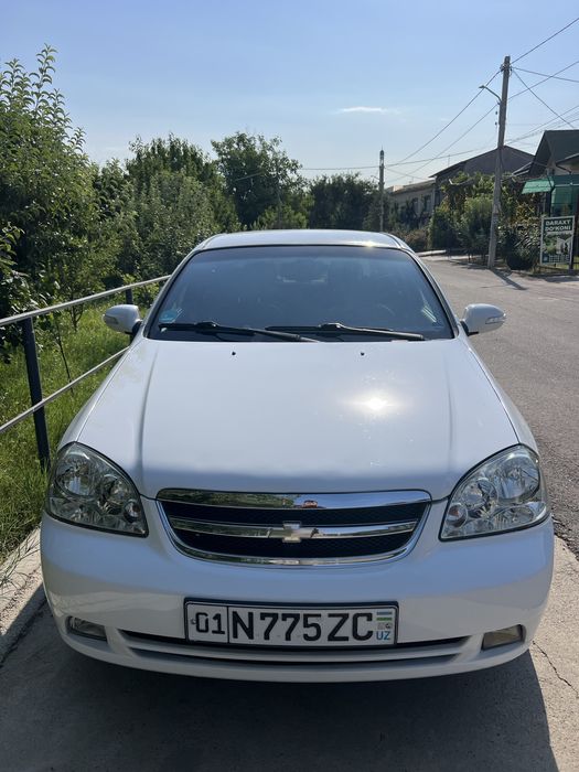 Срочно продам Лассети 2010 2позиция