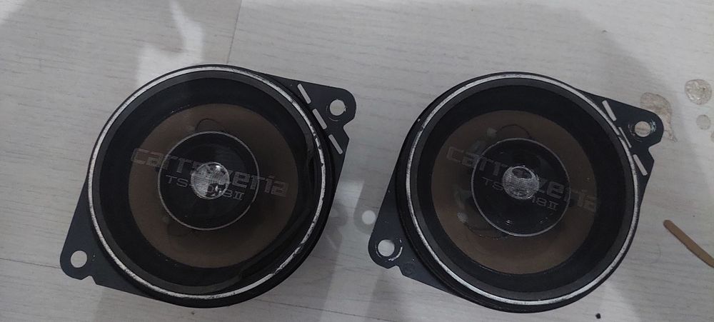 Продам магнитолу Carrozzeria