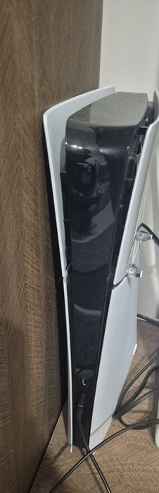 Playstation 5 digital edition- ПОЧТИ НОВ!