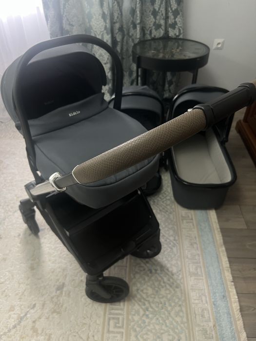 Продается коляска 3/1 от Кидило