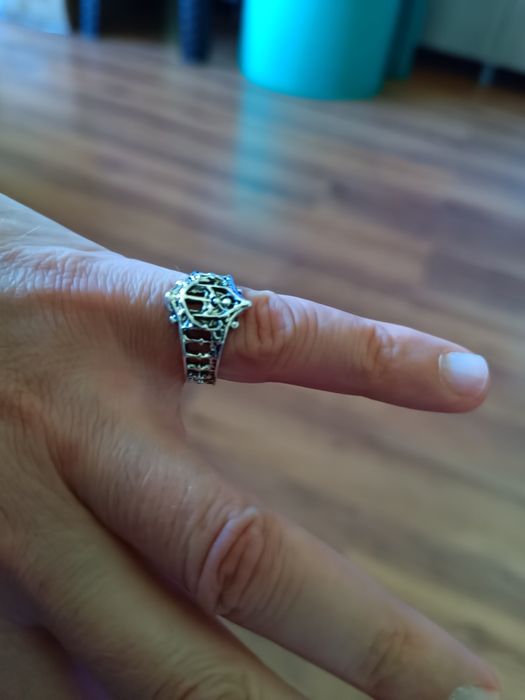 Метални пръстени