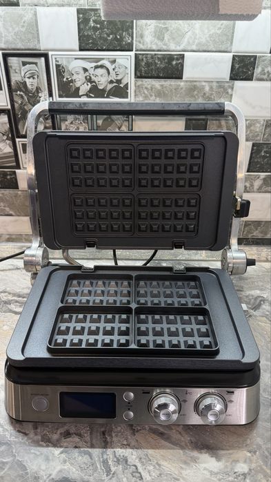 Продам грильницу delonghi