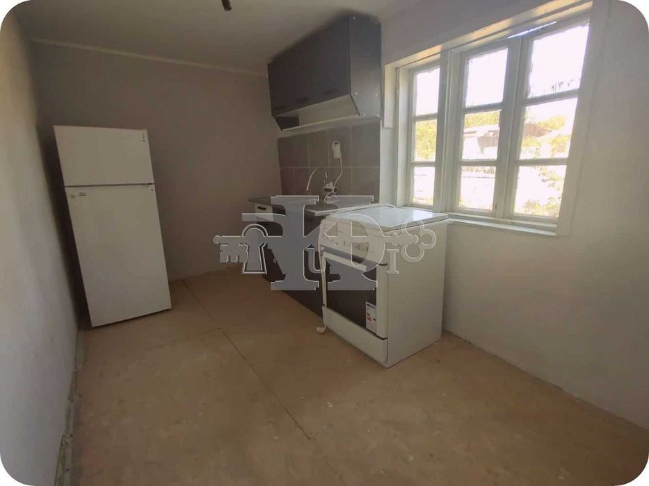 Продава се Къща в с. Преселенци, Област Добрич - 89 кв.м за 280 €/кв.м - Снимка #8