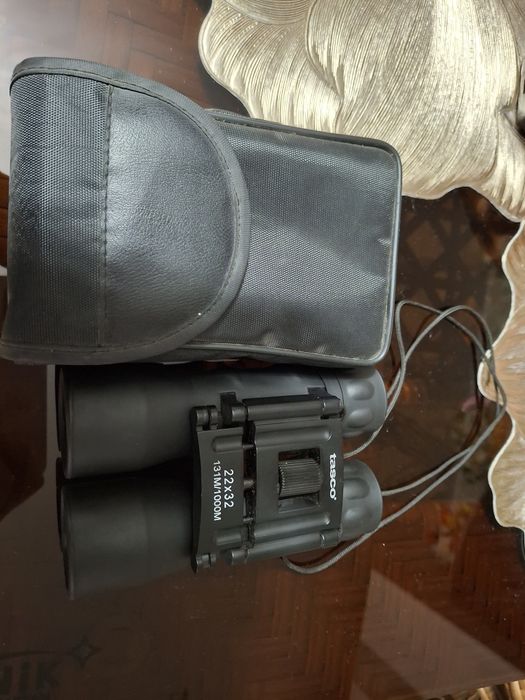 Бинокль tasco почти новый