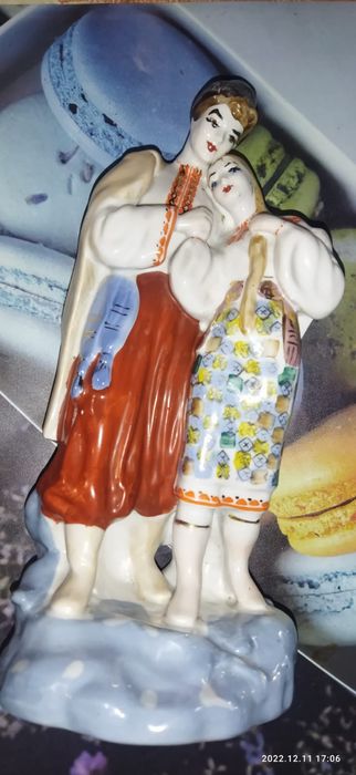 Статуэтки фарфоровые,времён СССР