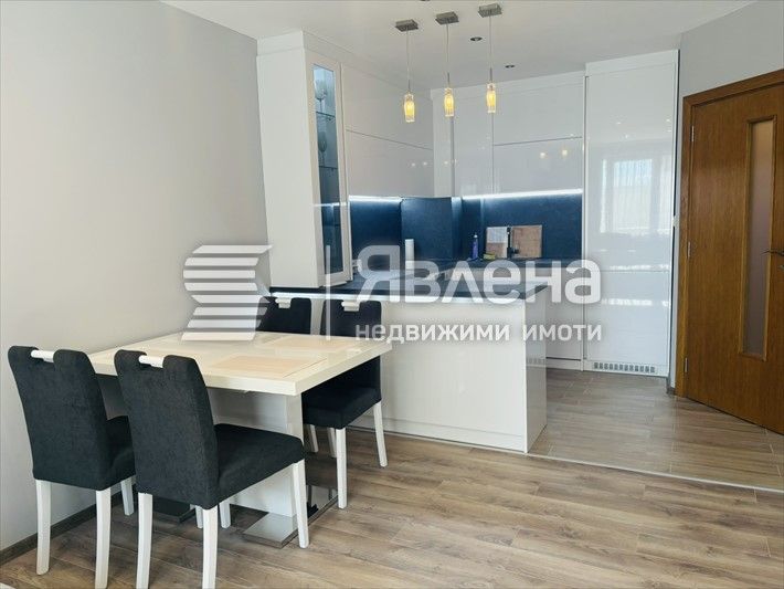 Дава се под наем Двустаен апартамент в Варна, Победа - 57 кв.м за 499 € - Снимка #1