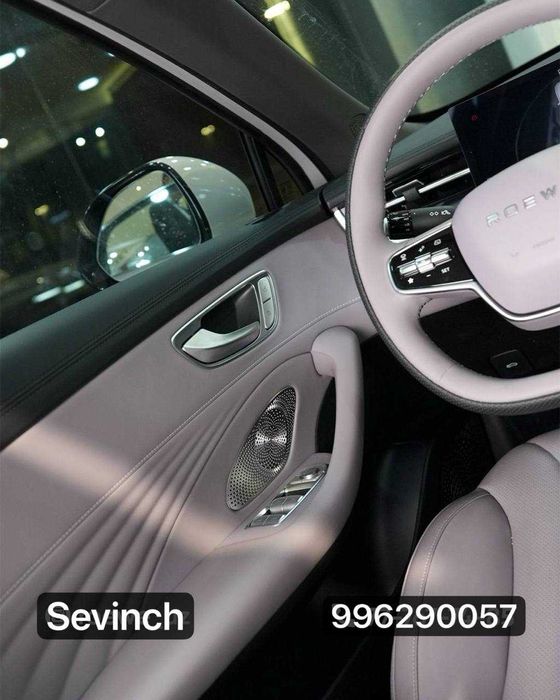 Roewe M7 hybrid malibudan ancha uzun bolgan moshina