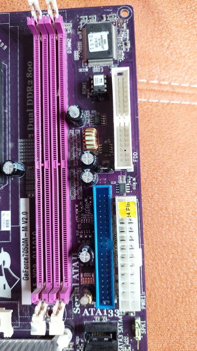 Kit AMD Placa de baza PC desktop  IDE si SATA deosebita HOME