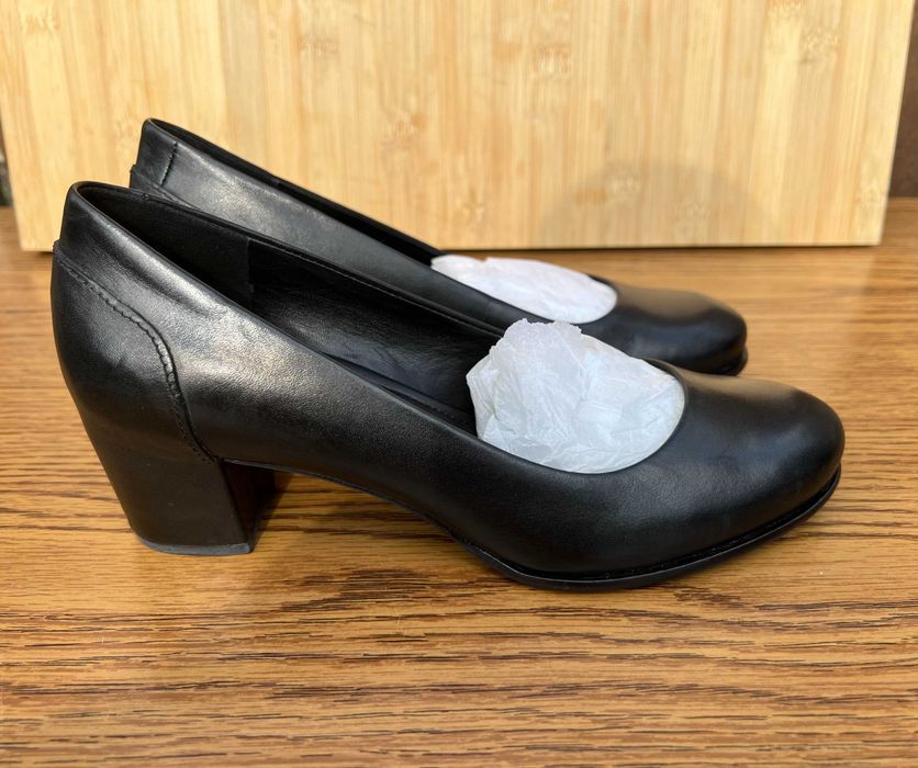 Pantofi ECCO marimea 37.5 - 38, ca si noi