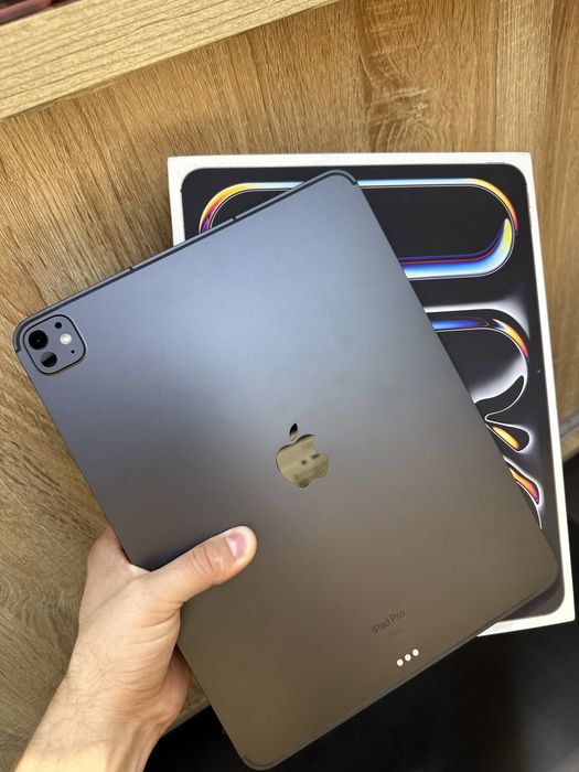 Продаетсая iPad Pro 13 M4 256 GB