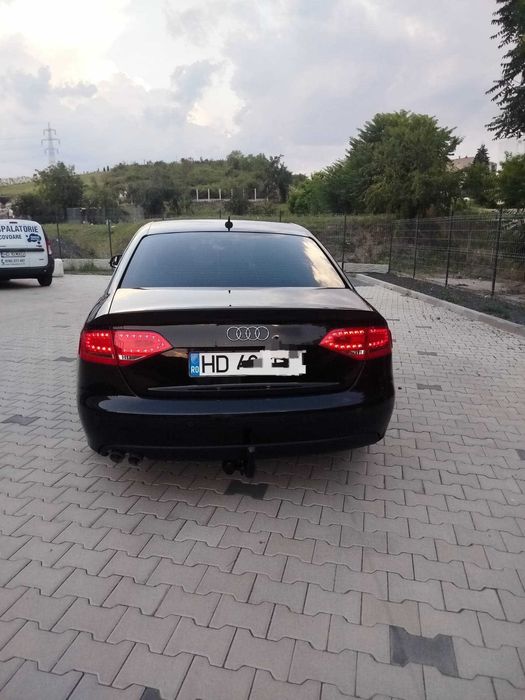 AUDI A4 2011 — imagine 2
