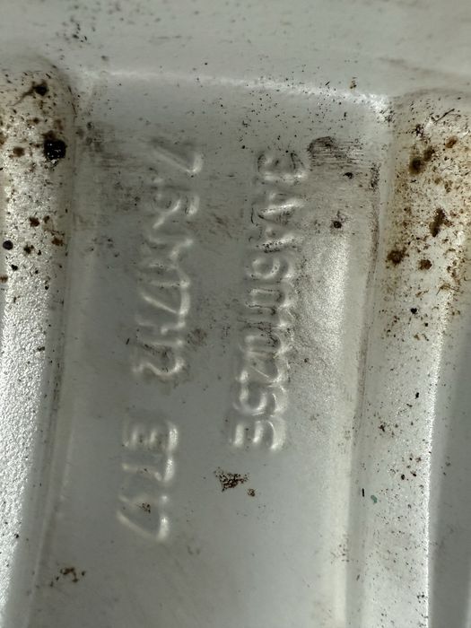 Алуминиеви джанти VW PASSAT B7 7.5jx17 ET47 5x112 3AA601025E ном 27