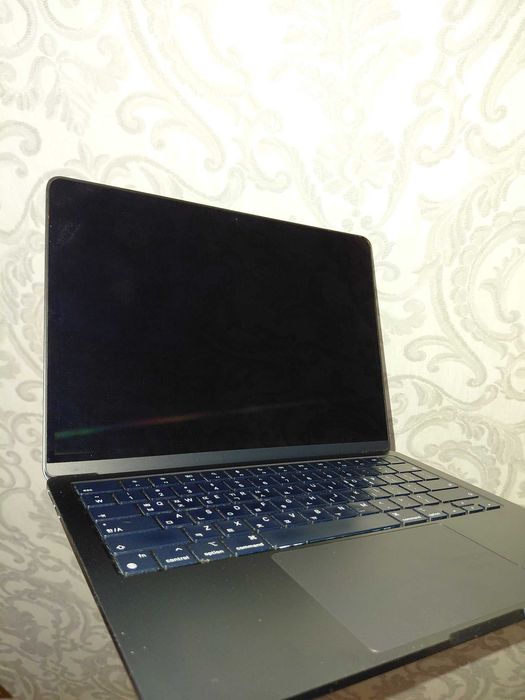 Macbook air M2 8/256 KH/A