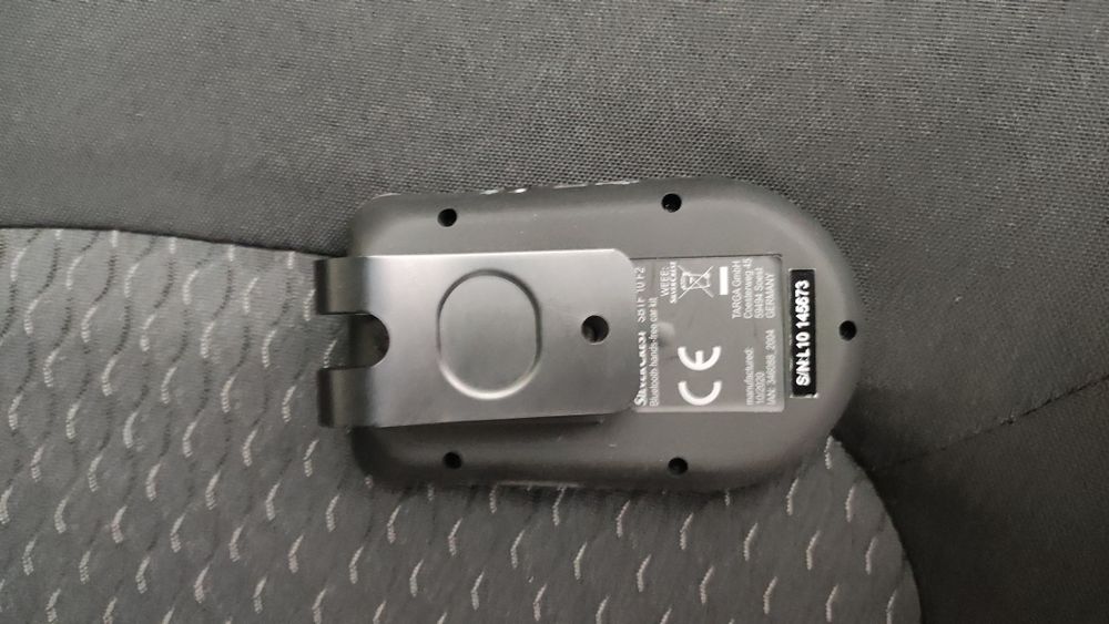 Mâini libere bluetooth auto