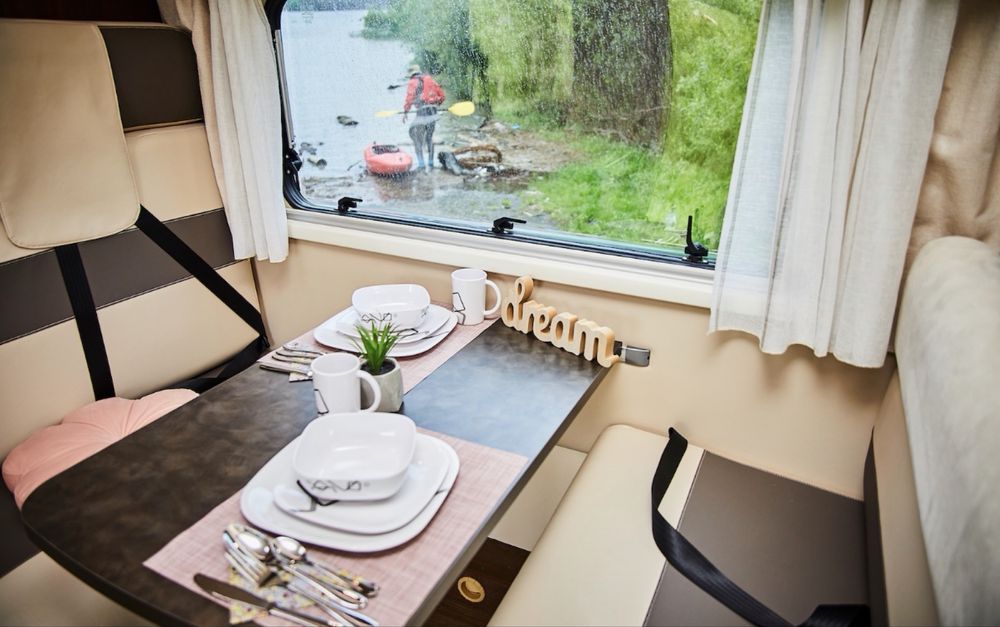 De vanzare 2 Autorulote 6 locuri + site prezentare & booking inclus)