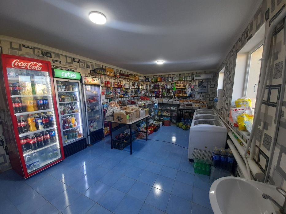 Нөкис 2 этажлы турақ жай, + магазин и чайная