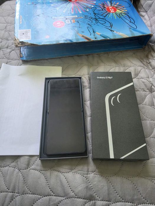 Samsung Galaxy Z Flip 7 256gb Shadow blue син