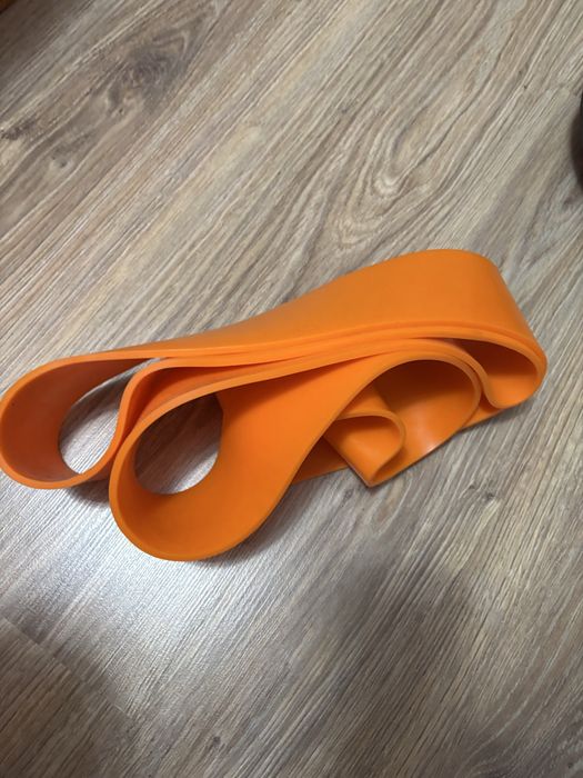 Продам гирю24кг и фитнес эспандер