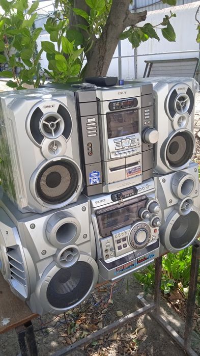 Муз.центры" Samsung"и" Sony"