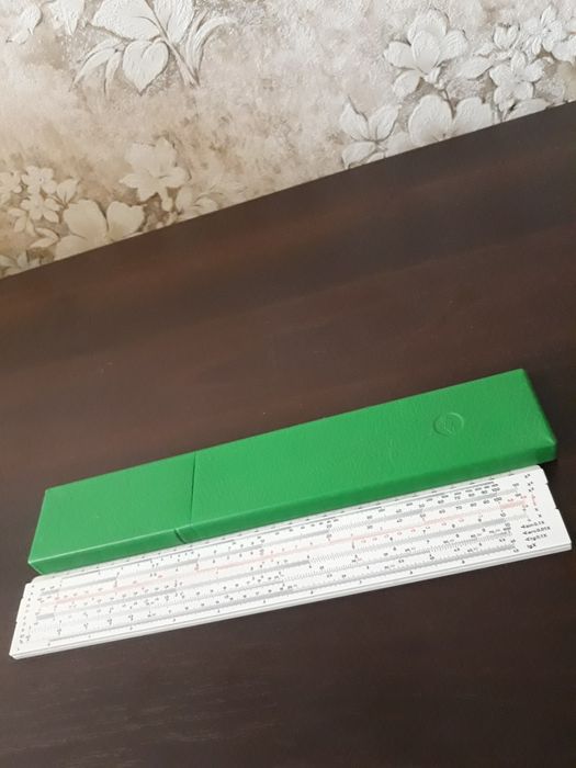 Советская логарифмическая линейка