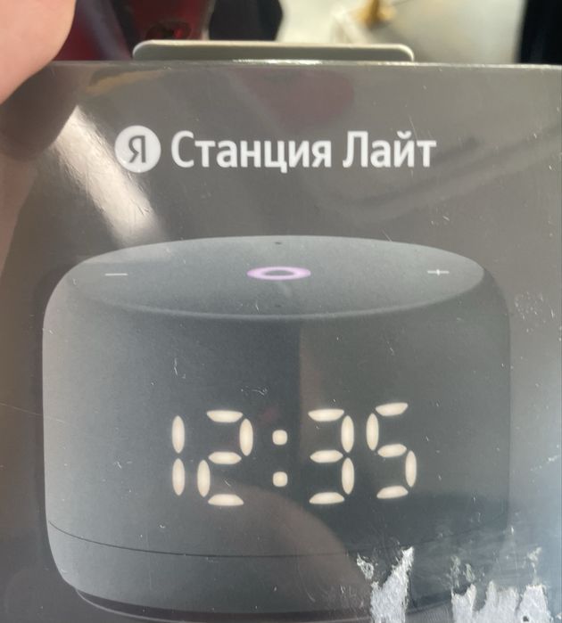 Продам колонку яндекс станция лайт