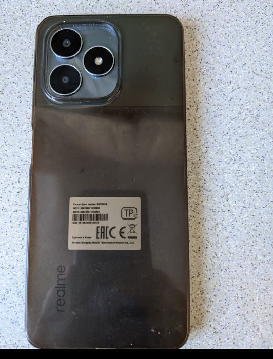 Продам телефон б/у really RMX 3834