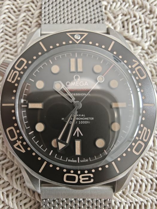 Omega Seamaster Diver 300M 007 Edition "No Time To Die" (NTTD) – Най-висок клас (Grade 2 Titanium)