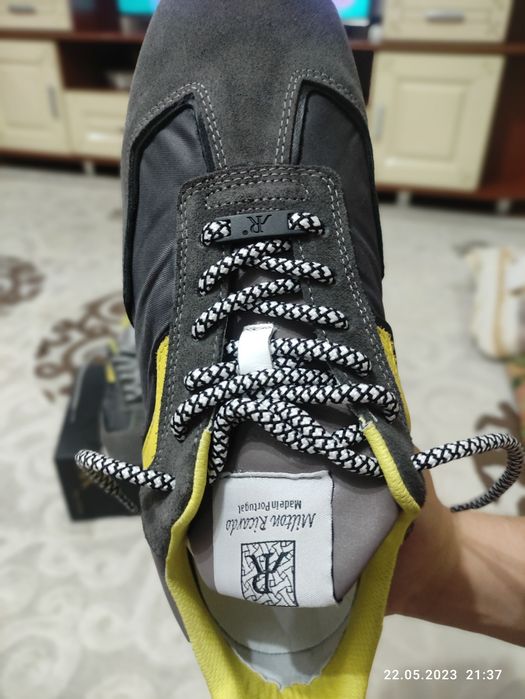 Кроссовки, новые качественные,