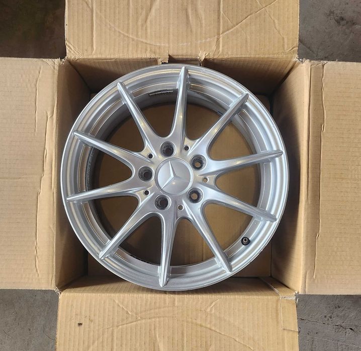 Vând set 4 jante auto Mercedes