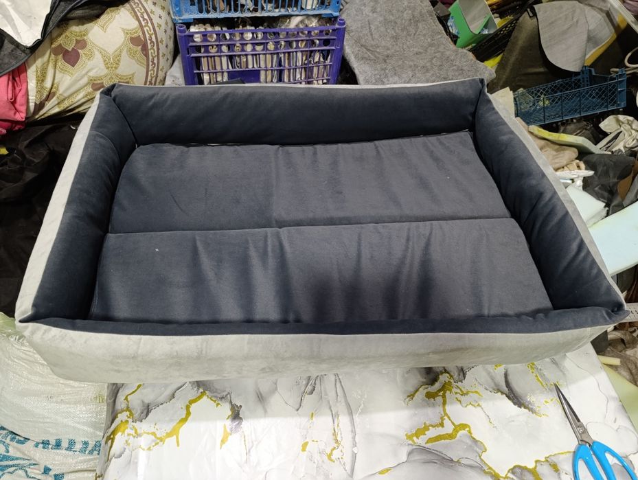 Лежанка для собак ооочень больших размеров