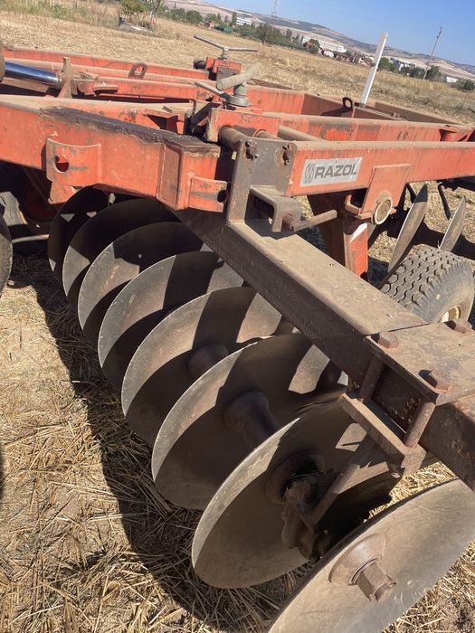 Дискова брана Razol