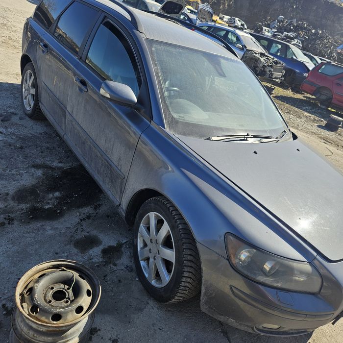 Волво в 50 Volvo v50 на части